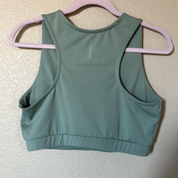 Sport Bra Size L - Picture 3 of 4
